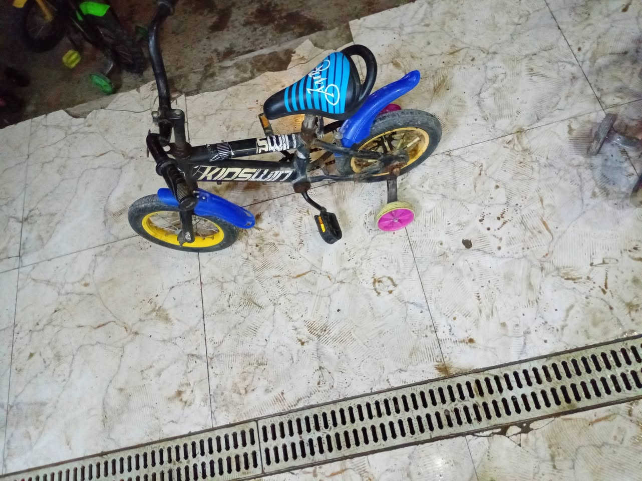 سلام عليكم بيسكلات للبيع جميع لحجام12/16/20/24/26/27اسعار مناسبه للستفسار ***********
بي واتساب
 عنواني ميسان حي لغدير
