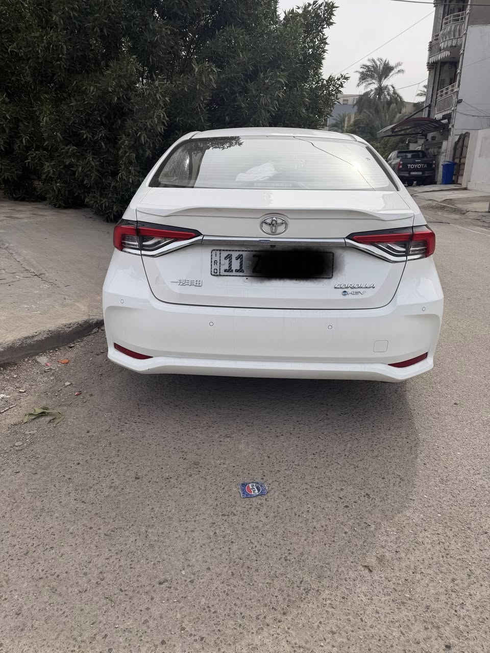 سلام عليكم كورلا 2025 فول مواصفات رقم بغداد تحويل مباشر 
كشنين كهرباء 
ماشيه 19 الف 
بيه طخه بلباب موضحهه بصوره 
ما بيه لا بارد ولا صبغ بس هاي الي بلباب 
مكاني بغداد 
***********
