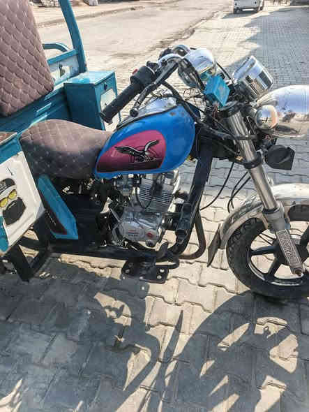 سلام عليكم ستوته موديل 20 وراق ضاعيات عندي مكتبه بيه سعر مليون وميه تكفل عن سرقه سويلك كاتبه بيه محرك بلال مفتوح صار سنه من شاده بغداد المحمودية تصال ***********
