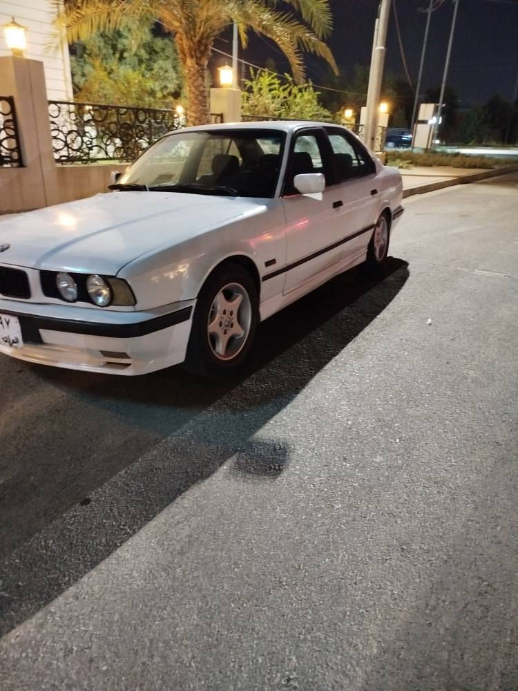 مودێل 91گێر عادی525سەنەوی 2015تەوا بووە تەبرید 2جام کارەبایی ***********گێر مەکینە بڕاوەبەشەرت 10وەرەقە غەرامەی لەسەرە گۆرینەوەش دەکەم بە پیکاب یان سەیارەیەکە تۆماتیل بێ علوجیش بێت کێشەنیە یان رەقەم جنوب بێت بۆزانیاری زیاتر پەیوەندی بکە أربيل, العراق
