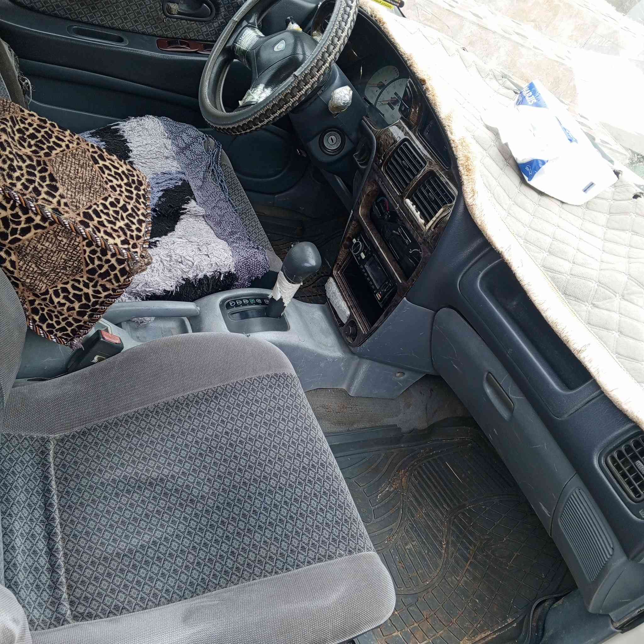 السلام عليكم
براتون للبيع 2004
سياره حره رقم دولي نكليزي هزه سنويه جديده  السعر 55
شرط التحويل اتصل على رقم ***********
