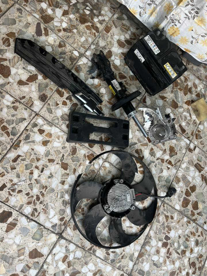 غراض ترل بلازر 2023للبيع
70 الف شلع ***********
