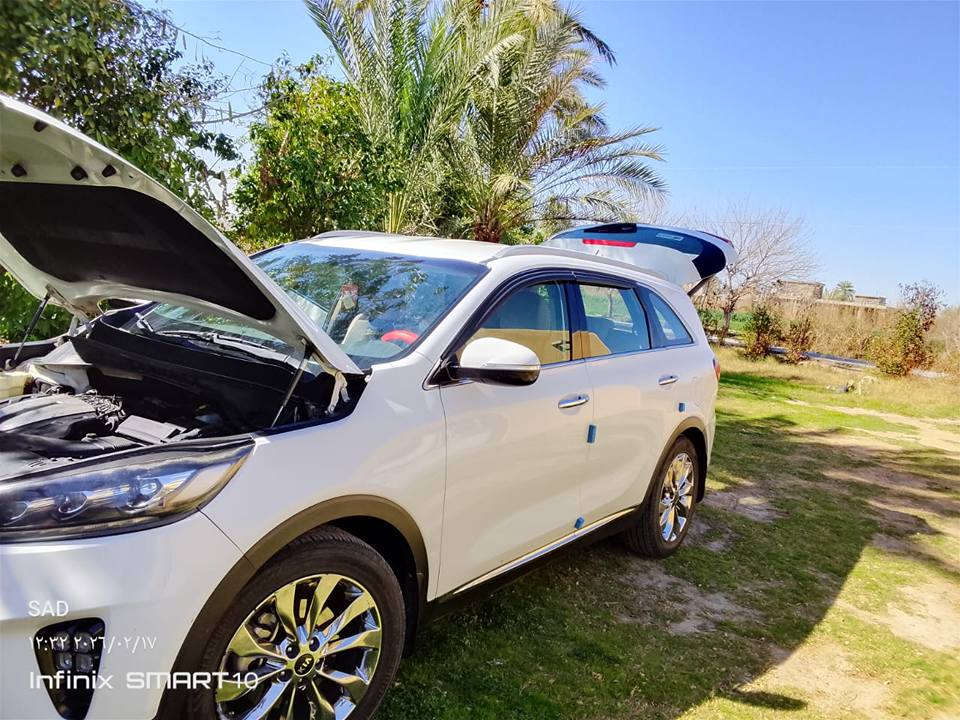 سورنتو خليجي موديل ٢٠١٨ لون ابيض سياره بدوه حادث
كير عادي واتوماتيك
مكينه ٦ سلندر
 بدون صبغ 
كشنات جلد وقماش ونايلون  وكهربائيه
تحكم استيرن جهتين بردات بلاديه
شاشه لمس 
مري شفط اشاير بلمري 
زنون  
صندوق كهربائي
٣ قطع تبريد
سبعة راكب
كامره خلفيه 
بصمة بيبان
تدفئة وتبريد شغال
ويل كب ستيل
اضائه سورنتو خليجي موديل ٢٠١٨ لون ابيض سياره بدوه حادث
كير عادي واتوماتيك
مكينه ٦ سلندر
 بدون صبغ 
كشنات جلد وكهربائيه
تحكم استيرن جهتين 
شاشه لمس  
مري شفط اشاير بلمري 
زنون 
رادرات 
صندوق كهربائي
٣ قطع تبريد
سبعة راكب
كامره خلفيه 
بصمة بيبان
تدفئة وتبريد شغال
ويل كب ستيل
اضائه بيبان
سياره حلوه وجديده
 بيبان
سياره حلوه وجديده وبسمي *********** مكاني بغداد بغداد, العراق
