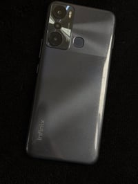 مبايل انفنكس هوت ٢٠ اي  نظيف كلش جديد للبيع السعر ١٠٠ الف ٠٧٧٠٠١٤٤٩٩٥