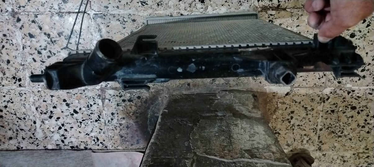 السلام عليكم غراض سياره للبيع مال تفصيخ نضيفات وشغالات الشراي يجي خاص *********** البصرة, العراق
