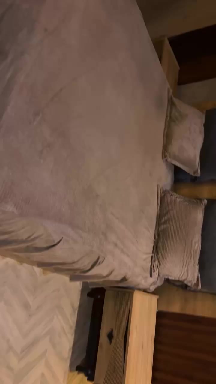 غرفه للبيع 12 قطعه سعر شراء 5ملايين ونصف باقي صور خاص للبيع بسعر مناسب غرفه شبه مستخدم تواصل واتساب *********** مكاني بغداد الدوره
