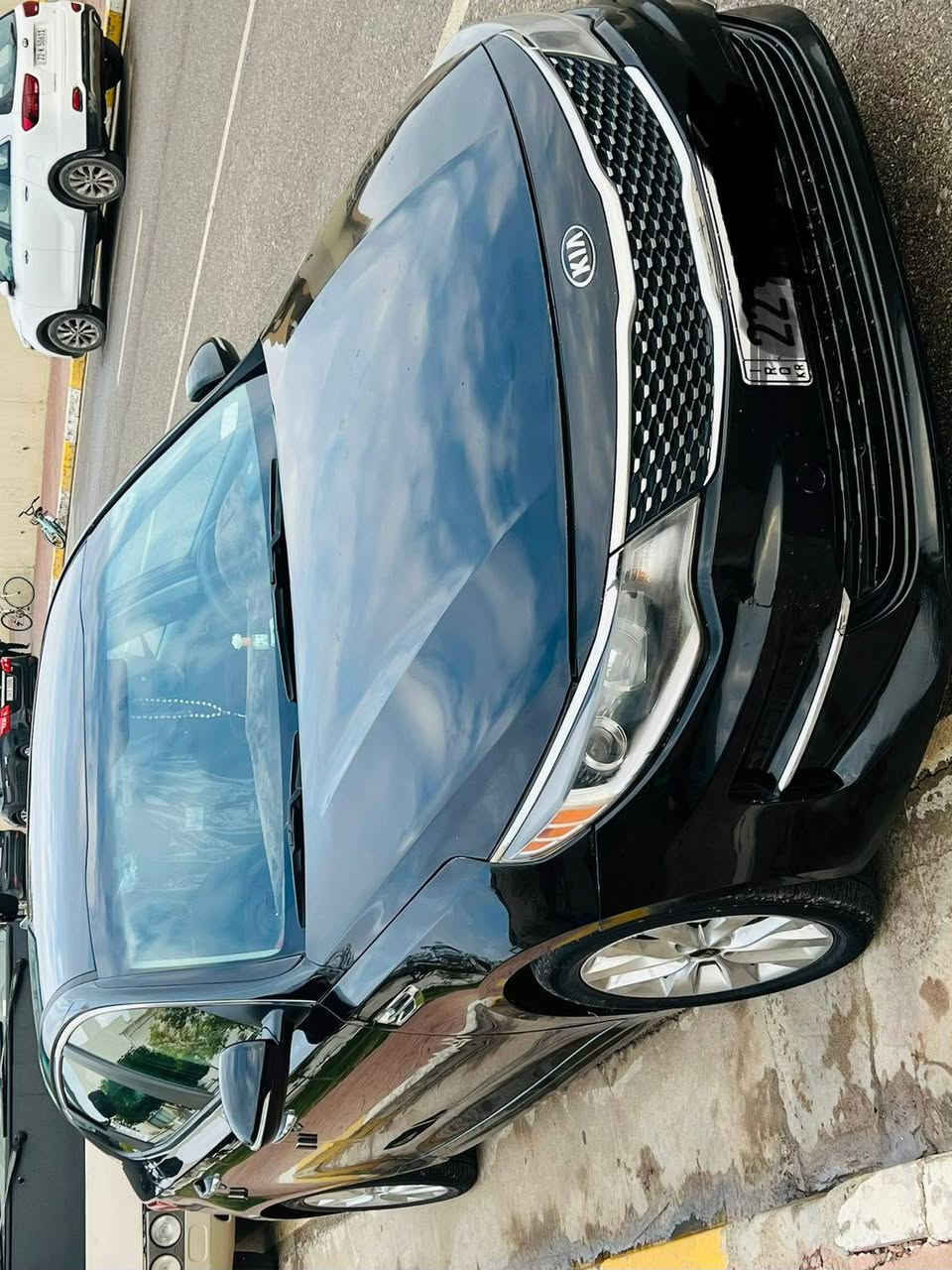 كيا اوبتيما موديل 2018 رقم أربيل إنكليزي
بيع أو مراوس بسيارة عاليه حسب القناعه 

 السيارة جديده ومتعوب عليه نص فول جاهزه من كلشي كير ومحرك مكفولات بس من سويتله ادامه فتحت الكيس وغسلته ونظفته من الوصخ البيه وماشر بالسونار و كهربائيات جاهز كله أي نقص مابيه 

سنويه 2030 يله تنتهي والهزه وفحص جديد جابت نتيجه الفحص 100%

وتحويل ثاني يوم تريد وكاله تريد تحويل 

حادث السيارة في أمريكا بنيد وجاملغ فقط البنيد أمبدل أصلي وجاملغ أمبدل تجاري وبيه تصليح شي بسيط بلغد والبراكيت فقط الشاصي سليم مابي شي وعندي سونار بيه والباقي كفاله من كلشي وكلشي موظح بالسونار واي حادث أو طخه بالعراق مابيه 

تخم تاير جديد 

وتخم دسكات جديده 

وباتري جديد 

وداخل كلش نضيف جدا 

شاشه وكامره دوار اصليات 

واشاير بالمري
ولايت زونون عالي وناصي 

ونقطه عمياء بالمري 

وتحكم استيرن جهتين
وحساسات خلفيه بلادية 
وشاشه اعطال

وتدفئه وتبريد ثلج

وعبوه بانزين كامله باله مال كصه جديده

وماشيه ١٢٠ وقابل للزيادة 

مكانه أربيل 

وسعره (125) بيه مجال شي بسيط 

*********** مكان السيارة أربيل

(بلا زحمه لحد يخابر ويكلي شبيه مابيه) (كل إلي بيه ذاكرهن رحمه الوالديكم)
