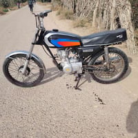 دراجة نارية • بدون وراق • مكفول عشرين