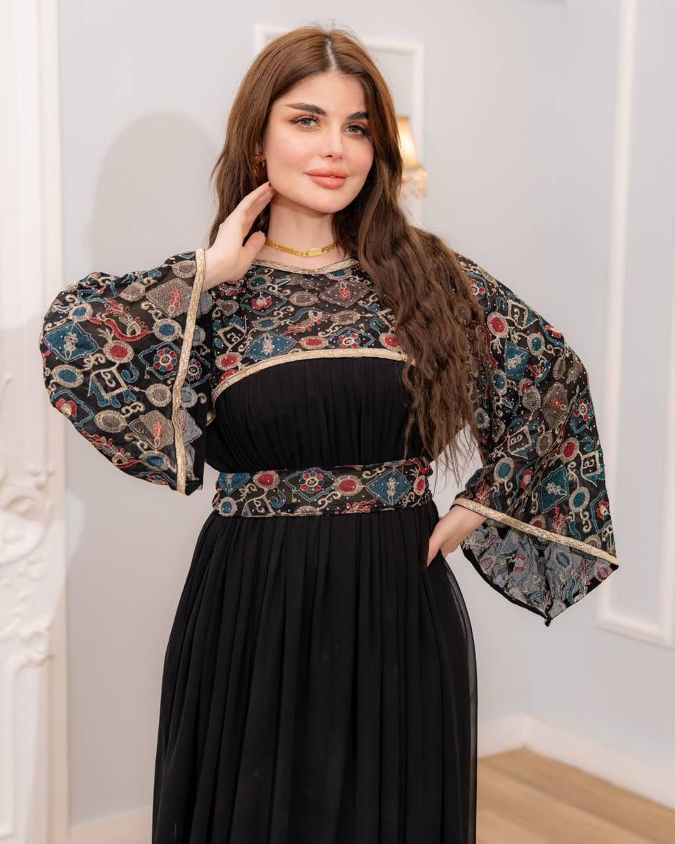 فخامة من أول نظرة 💫
فستان المناسبات والاعراس❤️💍
***********واتساب
