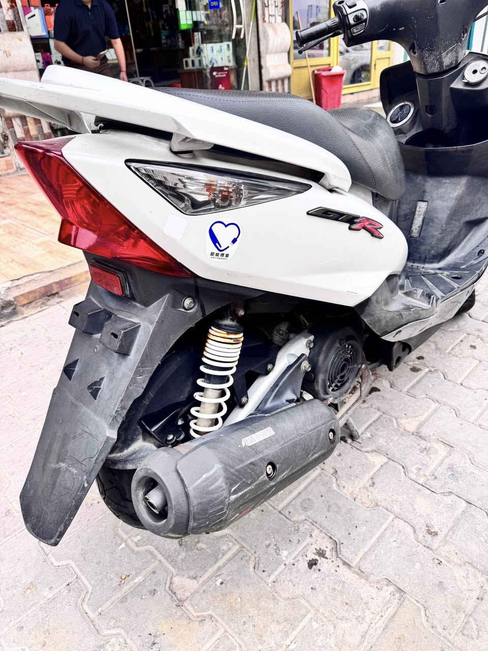 سلام عليكم دراجه ثعلب نوزل مثل مشوفون نضافه  برغي مفاتح بيه صارلي٣اشهر منزله رمبه سعر مليون انزلك شي قليل عنواني بغداد رحمانيه الجعيفر***********
