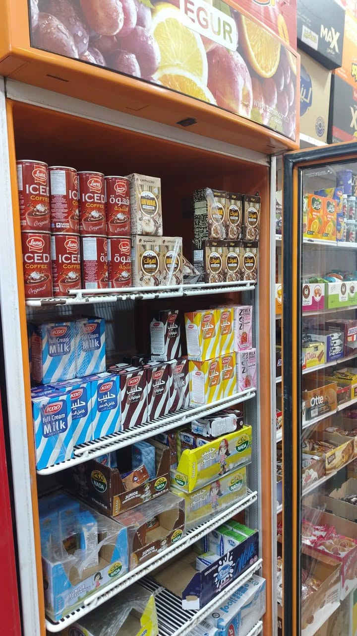 براد أخو الجديد فول ايكور الأصلي تجي شوف بعينك وتفحص يله تاخذ ب350 التواصل على الرقم ***********
