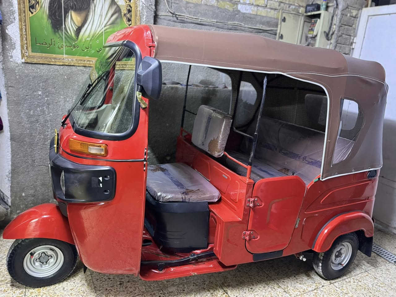 سلام عليكم تكتك.  22//رقم او سنويه تكتك كشر. كفاله.  بس. دوس تكتك كلش. حلوه مكينه. فول.  تخم. تاير  بغداد حي اور الشراي. يتصل***********. 🛺🛺🛺
