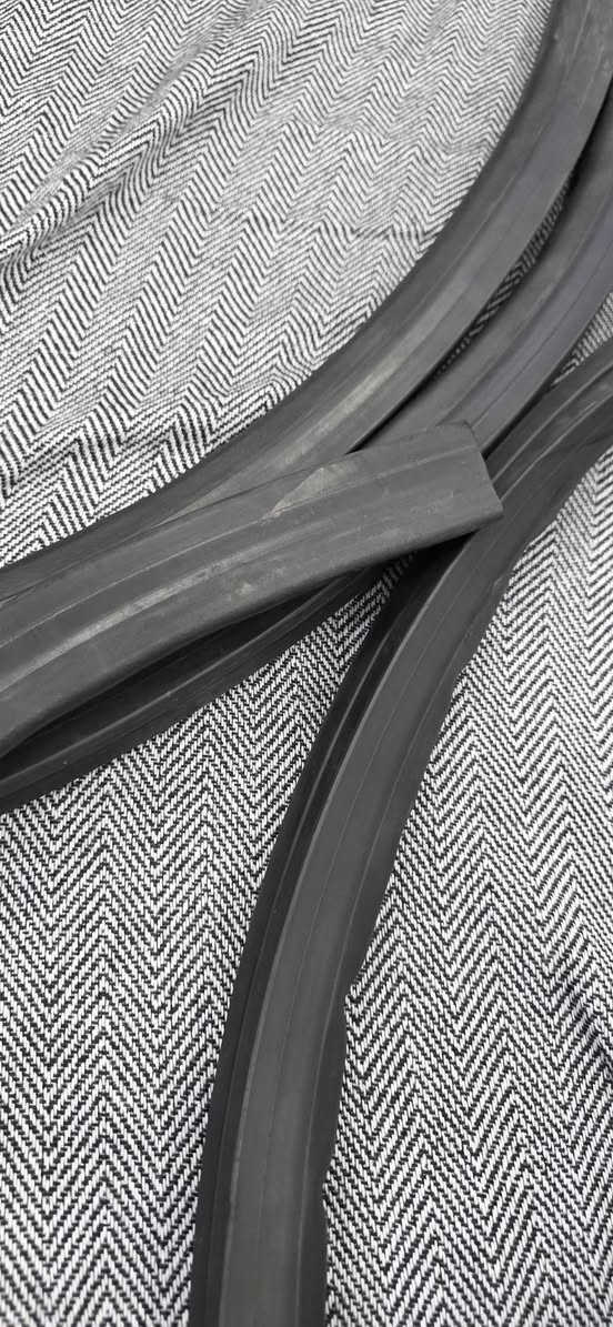 سيفه باب عبري كوستر نيسان سعر 35الف
سيفه اطراف جام كوستر نيسان نوعيه تركي درجه أوله 30متر سعر 90الف يوجد توصيل جميع محافظات العراق *********** _***********
