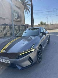 كي 5 موديل 2021 وارد أمريكي حادثها بنيد فقط بدون دواخل وبيها بالعراق ج...
