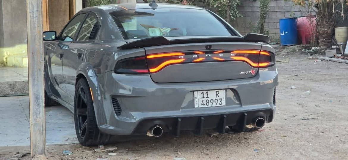 السلام عليكم
جارجر موديل ١٩اصل اصل 
حادثه جاملغ وبنيد بامريكاا 
مصبوغه تغيير لون بامريكا.  حته شغل وايد بدي شغل امريكا 
مكينه ٥٧٠٠  خرسه مكفوله مع الكير جديد 
كشنات حضن كهربائيه
فووول سياره عده تنته 
تخم تاير  مع حداده رزانه فووول 
شاشه جييره   معرب
شفتات ستيرن 
تشغيل عن بعد 
سماعات دمام 
كزوز رعب ريمونت سعره ٥ورقات
بيه هواي مواصفات 
سياره جديده مال بيت مال واحد جناي 
سياره بسمي تحويل ثاني يوم 
السعر 135 وبيه مجال للشراي 
***********
