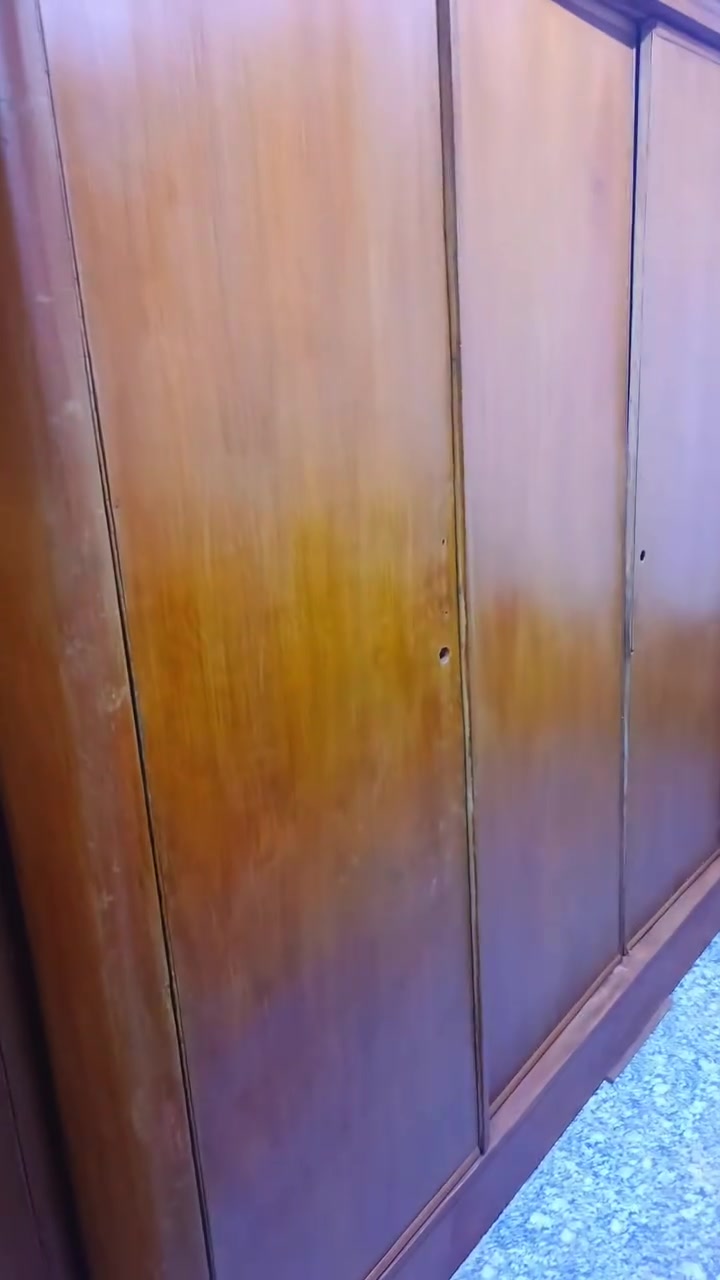 اغراض للبيع ليريد يجي خاص او واتساب ***********
