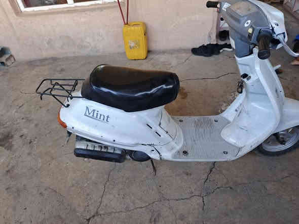 ماطور كلو شرط اكسن شرط كهربائية شغاله شرط حتى سلف درعو اصلي مكينه شرط بس قبغ هندر سعرو 200بي مجال بسيط هذا رقمي خابرني ***********
