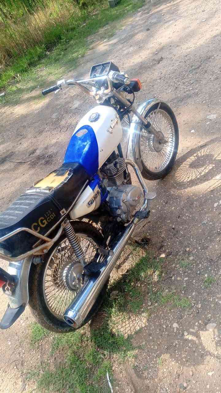 سلام عليكم دراجه تايكر للبيع كلك مكاني كربلاء الحسينيه سعر 300 شراي يتصل ***********
