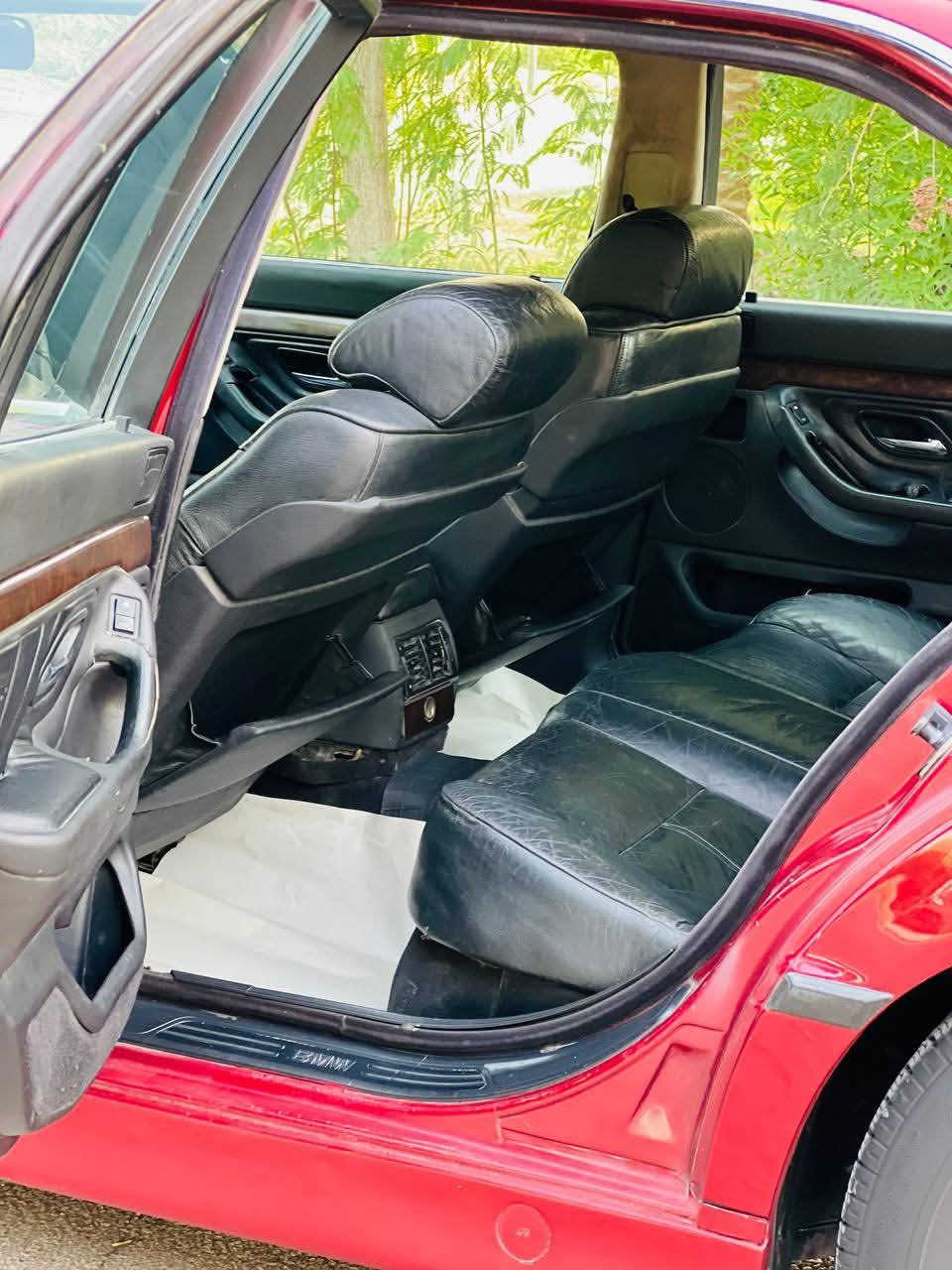 موديل 1995 محدثه 2000 فول عدا السلايت كير محرك تبريدكله جديد سنويه 31 رقم اربيل الجديدصدرخلفي ائمامي كله جديدتخم تايربعده بل ظمان باتري بعده بل ظمان كهربائيات كلها شغاله شاشه دمام سستم صوت سياره جاهزه على اخرحبايه ***********
