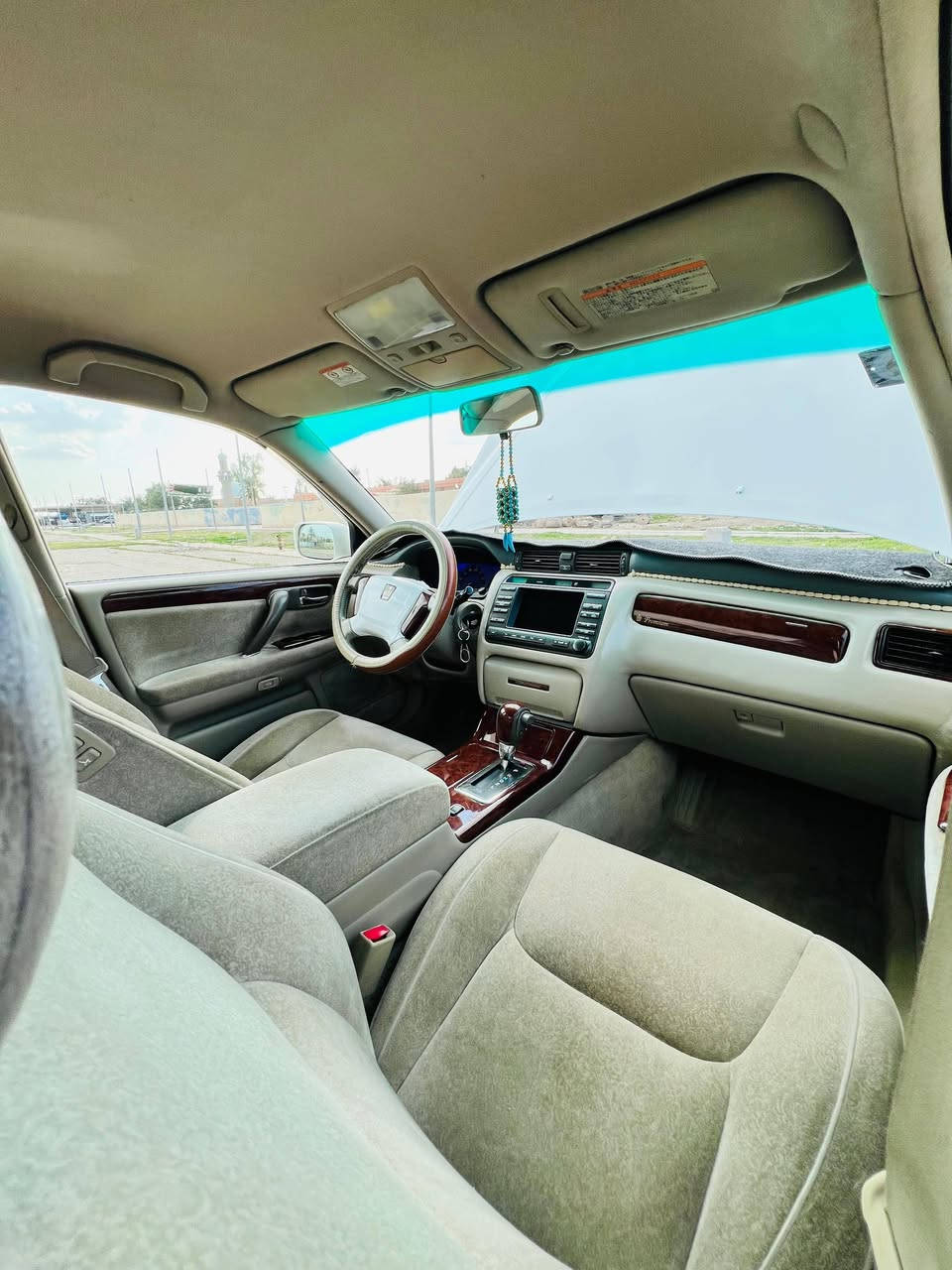 يالله سلام عليكم 
 سياره ملكه سياره حلوه موديل 2002
رقم ذي قار مداور ثاني يوم 
موصفات دكمتين اكرستال اصل 
برده خلفيه مرئي شفط و هيتر + 
اربع كشنات كهرباء جام اوتو
محرك جي فور زغير شاصي 71
تدفئ + تبريد نقص بس غاز 
سياره كفاله عامه ماعده جاملغ صدر 
الستفسار ‏‪***********‬‏ وانا بل خدمه 
مكلف بل نشر راعي سياره حسوني ابو الملكه
