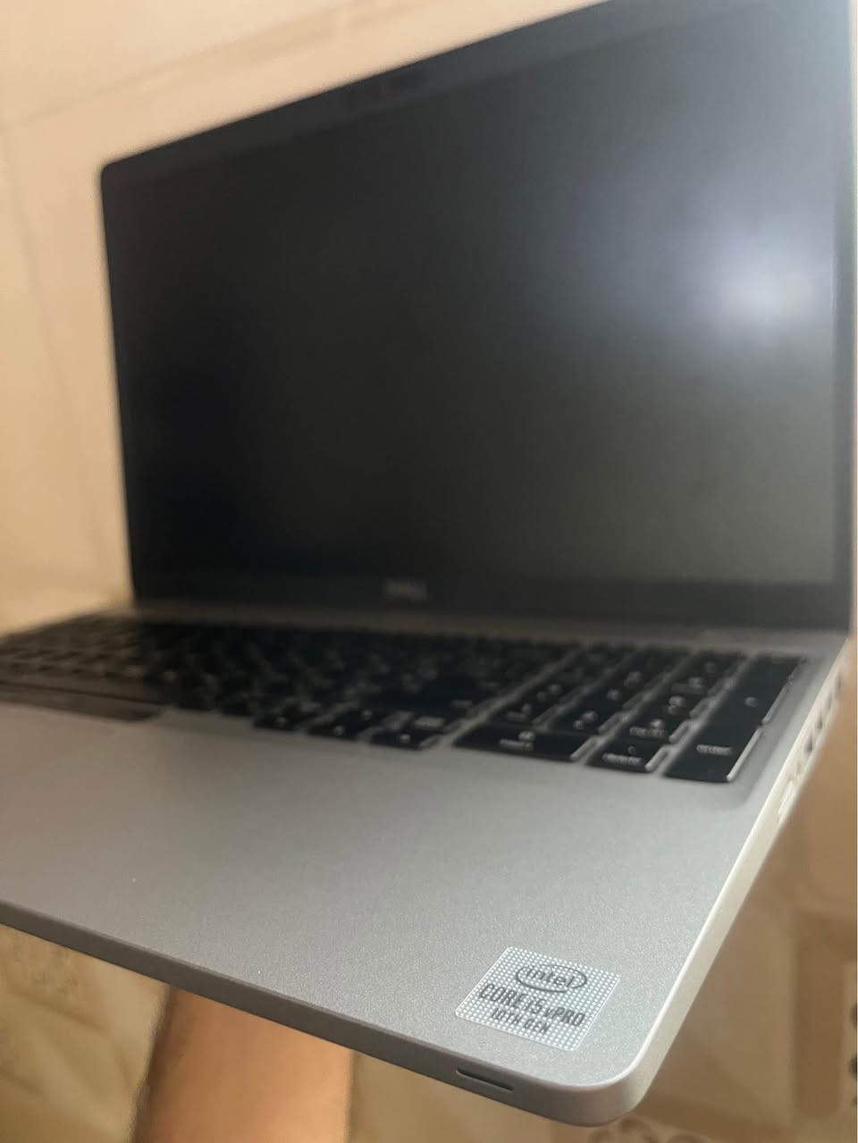 لابتوب دل لاتيتيود 5511
Dell Latitude 5511
حجم الشاشة ١٥ انش الوان قوية
المعالج core i 5 الجيل العاشر فئة H للاعمال الثقيلة والهندسية
الرام 16GB 
الهارد 256GB SSD NVMe M.2
كرت الشاشة Intel UHD GRAPHICS (SHARED)
كيبورد ضوئي
غالق كاميرا
نظافة عالية جداً
شاحنة اصلية 130 واط
Windows 11 اصلي كامل التعاريف الاصلية
مع برامج
السعر 500 الف
المكان بغداد كرادة
يتوفر توصيل بغداد, العراق


**إذا كنت صاحب هذا الإعلان وتريد حذفه لأي سبب، رجاءا أرسل رسالة إلى الدعم الفني**