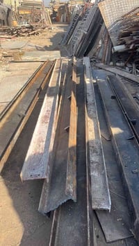 نشــــتري حديد مستعمل  بكل الانواع من شيلمان ، سندويج ، سقايف  اتصل عل...