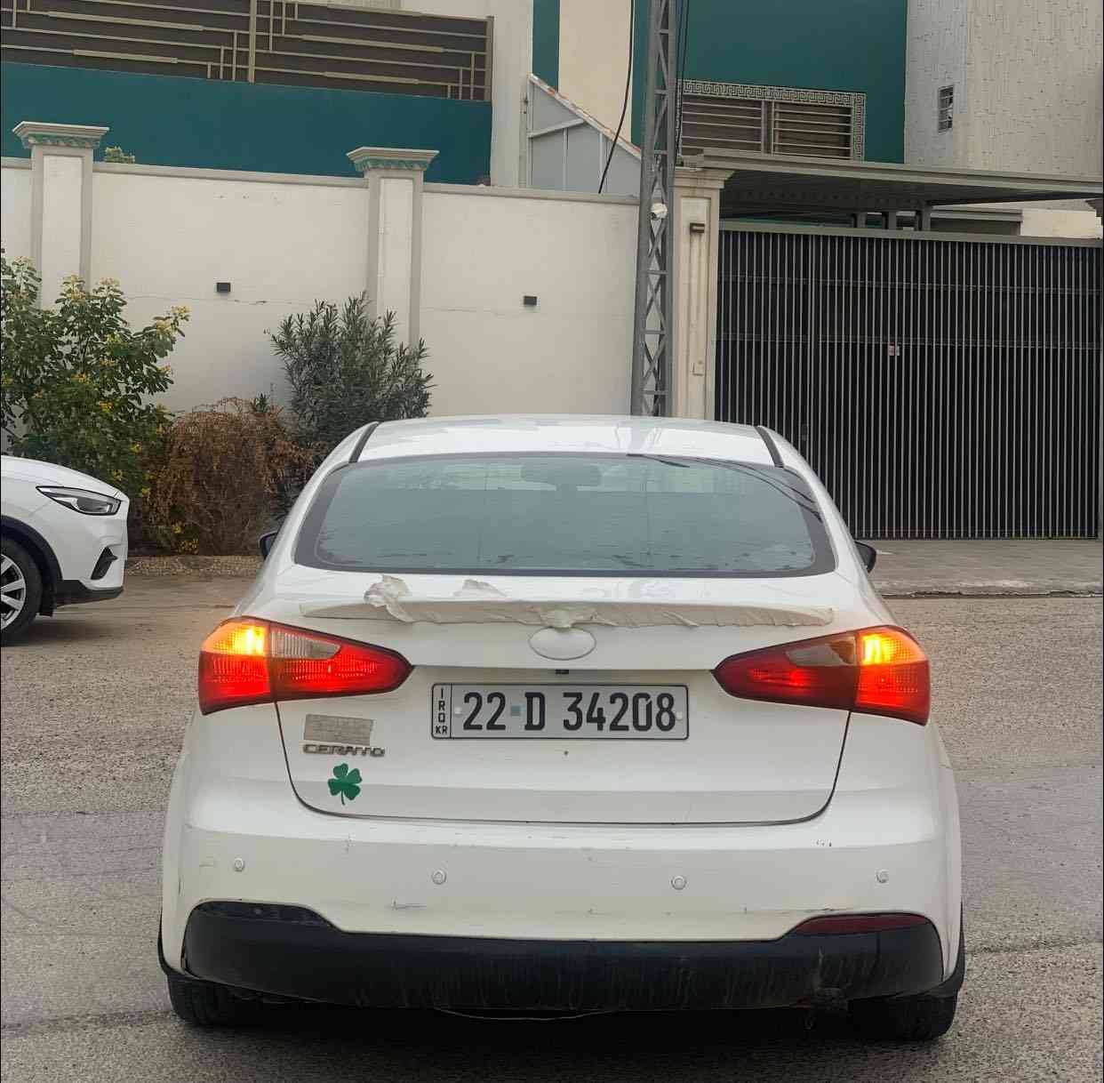 سلام عليكم
كيا سيراتو للبيع موديل 2013 
محرك 1.6
وارد خليجي
كير اوتماتيك
شاشة أندرويد كاربلي
تحكمات ستيرن
4قطع تبريد
 لايتات زنون
سيارة بيهة قطعتين صبغ
 رقم أربيل جديد 
سعر (105)بيها مجال قليل
مكان النجف الأشرف
للتواصل ***********
