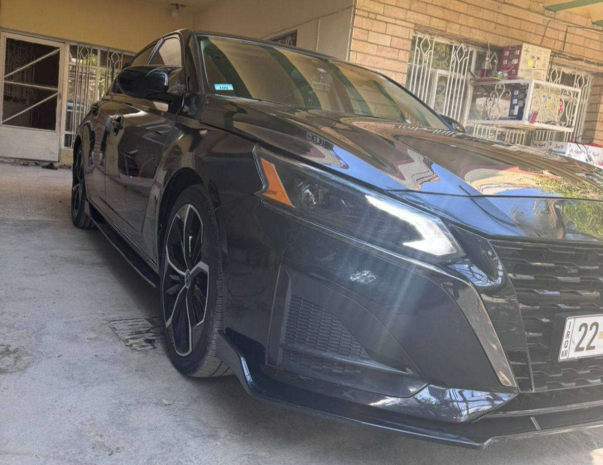 التميا موديل 2023 
محرك 4 سلندر سعة 2.5 لتر،
 بصمة تشغيل، نظام تشغيل عن بُعد، شاشة تدعم Apple CarPlay و رادار وتنبيه خروج عن المسار، نقطة عمياء، وتضليل كامل مرخص رسمياً في السنويه رقم اربيل ضربته مثل مموضح بالصور بس الدعاميه واكعه بدون دواخل ايرباك سليم السياره موجده ب ديالى بعقوبه 
رقم ***********
