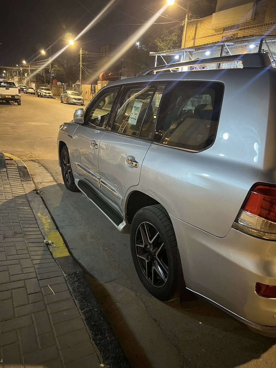 لكزز موديل 2009  رقم كركوك راعيه ب بصره عليه بسم كمرك مفحوصه بيه صبغ صفحت الجاملغ ربع والباقي كفاله حداده جديده بيع اومراوس  المكان بصره ‭0771 399 6344‬ السعر 265
