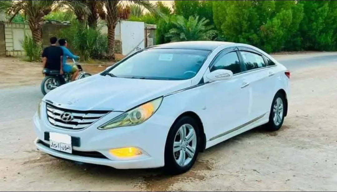 سلام عليكم سيارة سوناتا وارد كوري مضلع ٢٠١٠ شكل ال ١٤ جاهزه من كير ومكينه المكينه ٢٠٠٠ دوش

رقم أربيل قديم وكاله مداور بيها باسم كردي 
ترايك وين متريد نقص كمبريسر تبريد فقط

ملاحظه. السياره بيها تجيه صوب السايق ومعمره وبيها صبغات مو عام بس ابيع عام 

مكاني نجف حي المكرمه شارع الطاقه

السعر ٨٢ ورقه وبيها مجال 

***********
