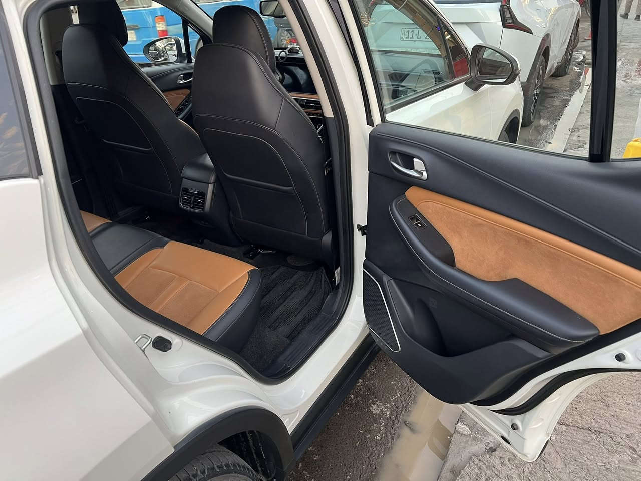 GAC موديل 2023
ماشية 37الف كلين تايتل ع وضع الشركة بعدها ب الضمان محرك 1500 تيربو 🚀🚀

فول مواصفات

 فتحة

 بصمة 

تشغيل عن بعد 

رادار 

تحديد مسار 

قيادة ذاتية 

كامرة امامية كامرة خلفية كامرات جانبية 2

 شعار ترحيب صندوق كهرباء

سايد بريك دكمة

وبعد اهواي مواصفات السعر 21مليون بي مجال  ***********بغداد
