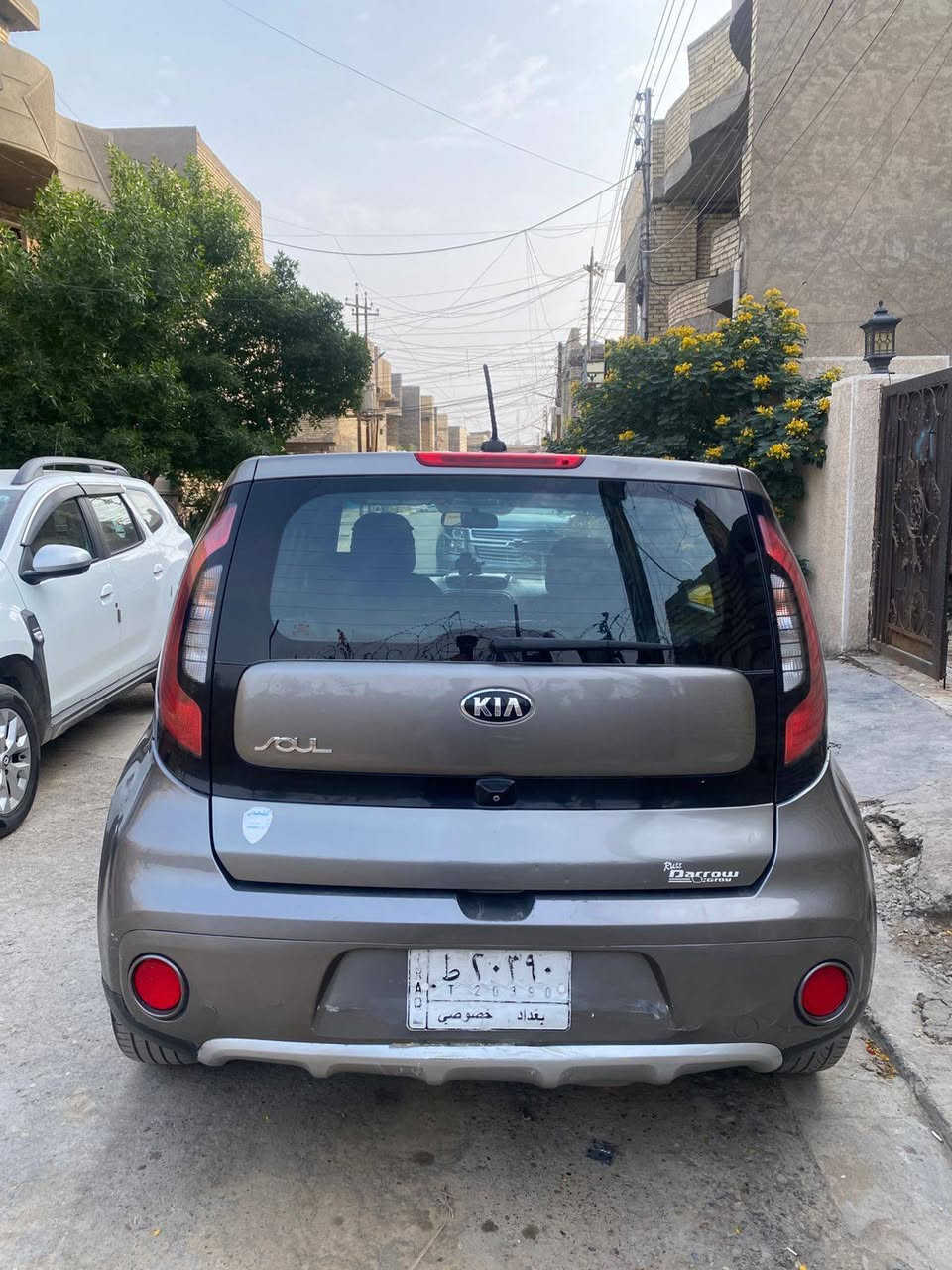 كيا صول موديل 17 أمريكي محرك 2000 حادث تبديل بابين عكس السائق اصلي نفس الون بدون دواخلي حلوه وجاهزه السعر 113 في بغداد الزعفرانية *********** بغداد, العراق
