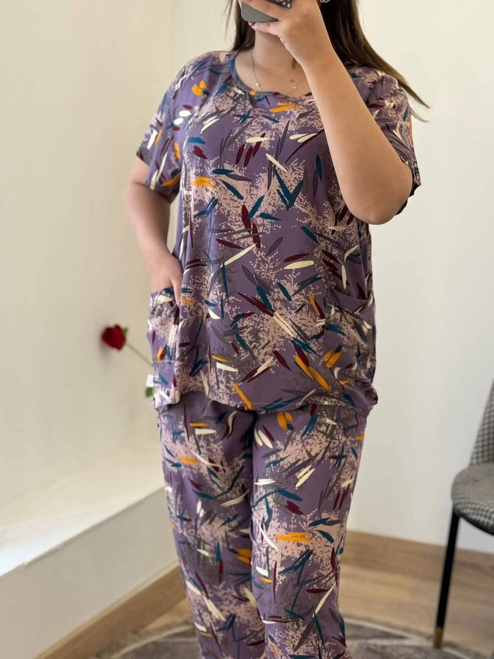 برموده كشمير 6.000
قماش درجه اولى 
فري سايز اتلبس من وزن ٥٠ الحد وزن ٨٠
للحجز والاستفسار التواصل خاص
***********
العنوان خانقين شارع مصرف مجاور حاجه الف نور
