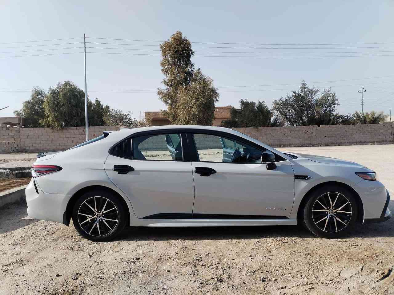 سلام عليكم
كامري موديل 2023 امريكي لون سموك فول مواصفات عده بصمه داخل اسود ضرره جنطه وجاملغ مكاني الفلوجه رقم موبايل ***********
