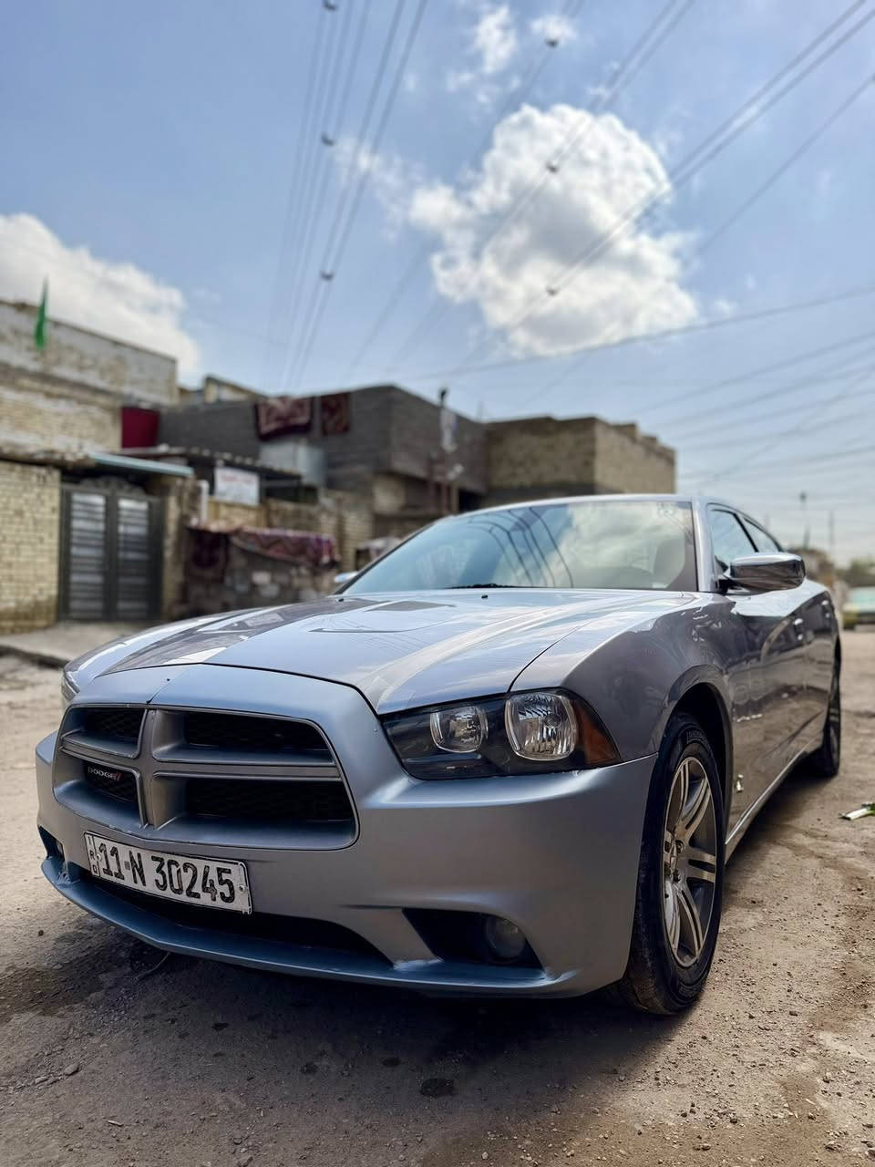 السلام عليكم جارجر 2014 اصل رقم بغداد تحويل مواصفات sxt   ماشية 170 مبدل بنيد فقط السونار داخل المنشور 
السعر 160 وبيها مجال 
***********
العنوان  بغداد مدينة الصدر
