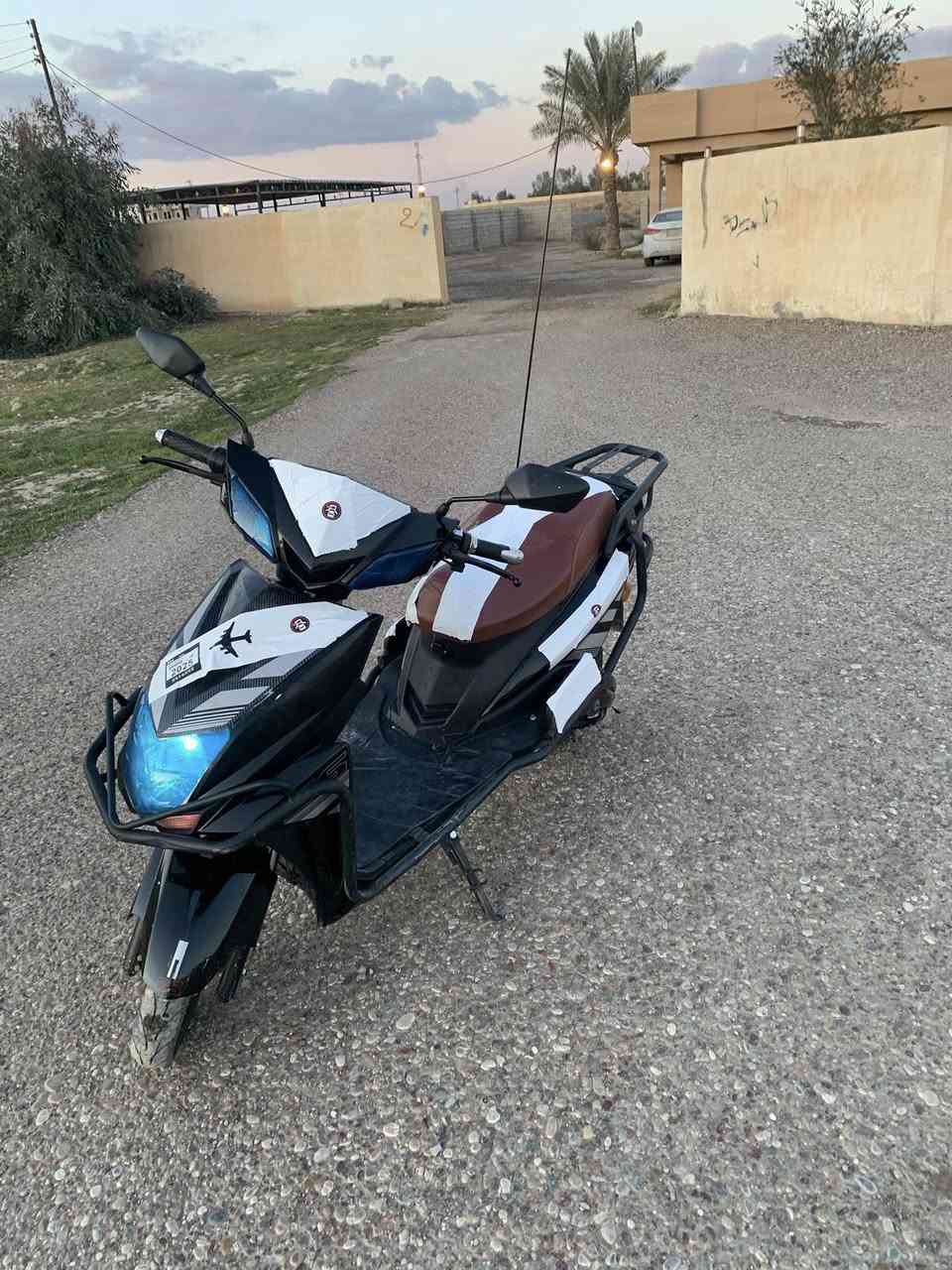 السلام عليكم للبيع موطور شحن سكنس6 بطاريت دبل 32امبير شرط فحص نضيف الموطور معنه الكلامه الموطور كلو شرط وفحص سعرو 475 بي مجال موجود نقد وقساط 💴 الاستفسار ***********
