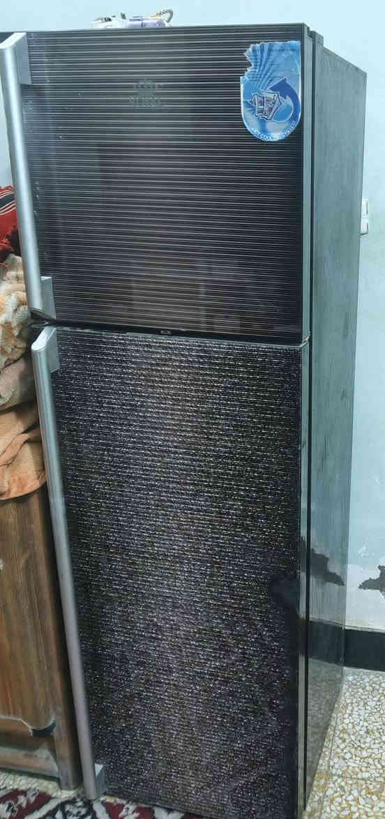 ثلاجتين مستخدمات نظيفات جدا للبيع
الي لونه ابيض نوعيته ام التفاحة
ماداخلات تصليح ابد شرط تجمد ب10 دقايق 
العنوان الديوانية شارع الوگفة القديم قرب فلكة العلماء 
للاستفسار اكثر عن السعر الاتصال ***********
