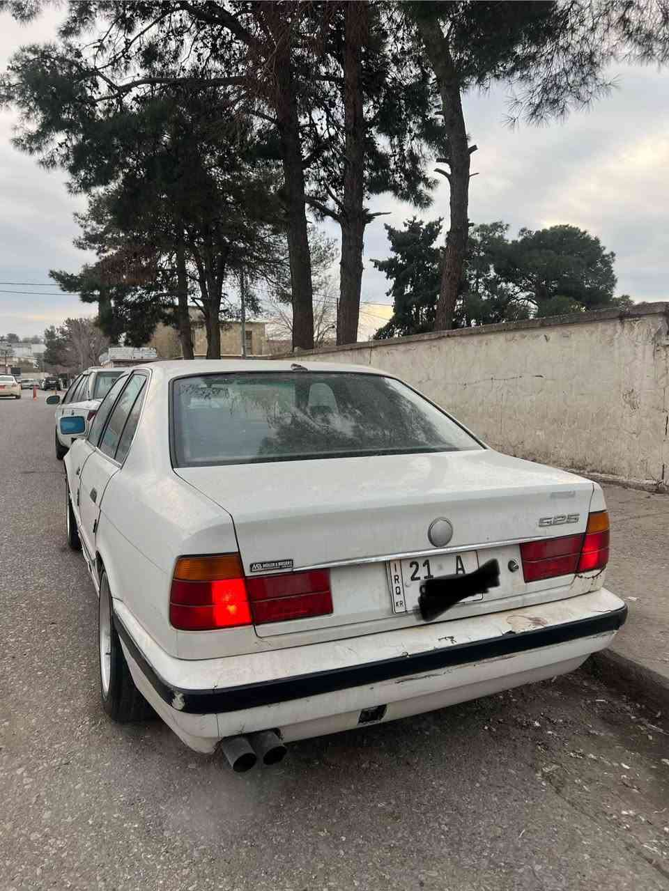 bmw e34 1987  520  ger 3adey raqm slemani sayarak bey keshey ta7awel xarama ba shart 44 waraqa 0770 332 1147 *********** السليمانية, العراق
