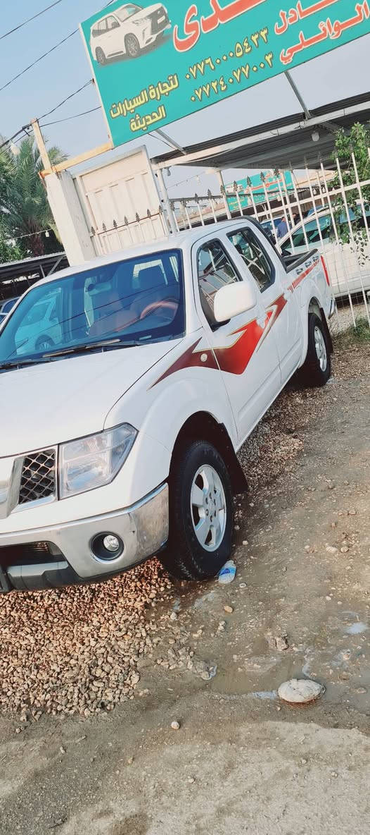 نيفارا 2013 سياره جديده وجاهزه رقم كربلاء سنويه لل29 للبيع او مراوس بسياره صالون السعر المطلوب 120ورقه وبيها مجال ت ***********/***********
