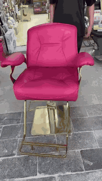 متوفر كرسي مستخدم 100 الف عنوان بغداد شارع الرشيد مقابل جامع الحيدر خانه علي المسعودي
***********
***********
