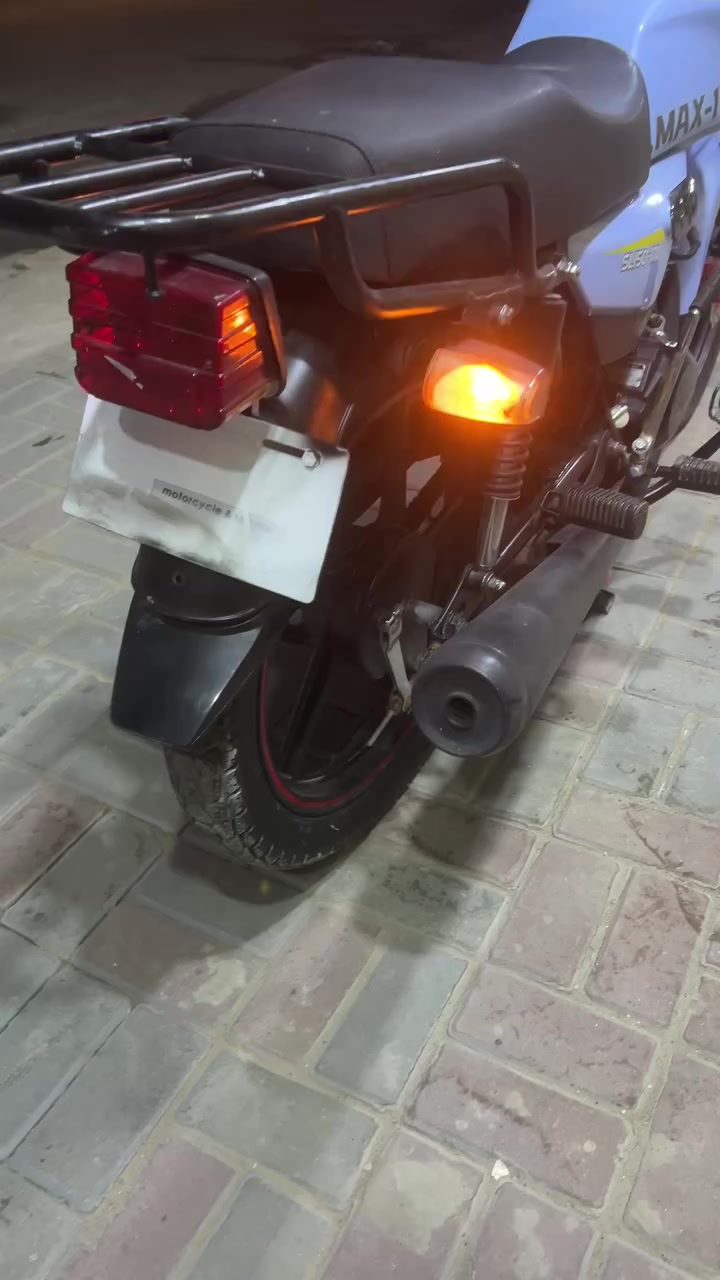 سلام عليكم دراجه للبيع سونك ماكس موديل 24 دراجه كله شغالة السعر 750 وبيهة مجال حك جية عنوان بغداد الكماليه 0776461099


**إذا كنت صاحب هذا الإعلان وتريد حذفه لأي سبب، رجاءا أرسل رسالة إلى الدعم الفني**