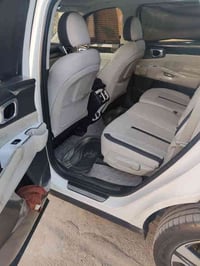 كيا سورنتو موديل 2023 خليجي رقم اربيل 6 سلندر ماشية 30 الف كيلو متر قا...