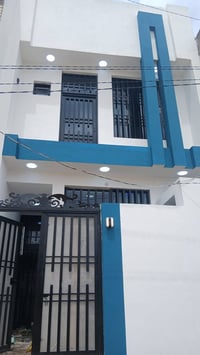 بيت ١٠٠ متر طابق ونص بحي القدس بناء حديث السعر ١٣٠  07732303212