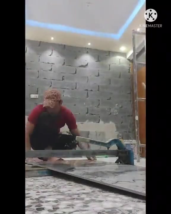 خلفه تطبيق بورسلين سيراميك كاشي ومرمر تركيب درج متفرغ حاليا ***********
