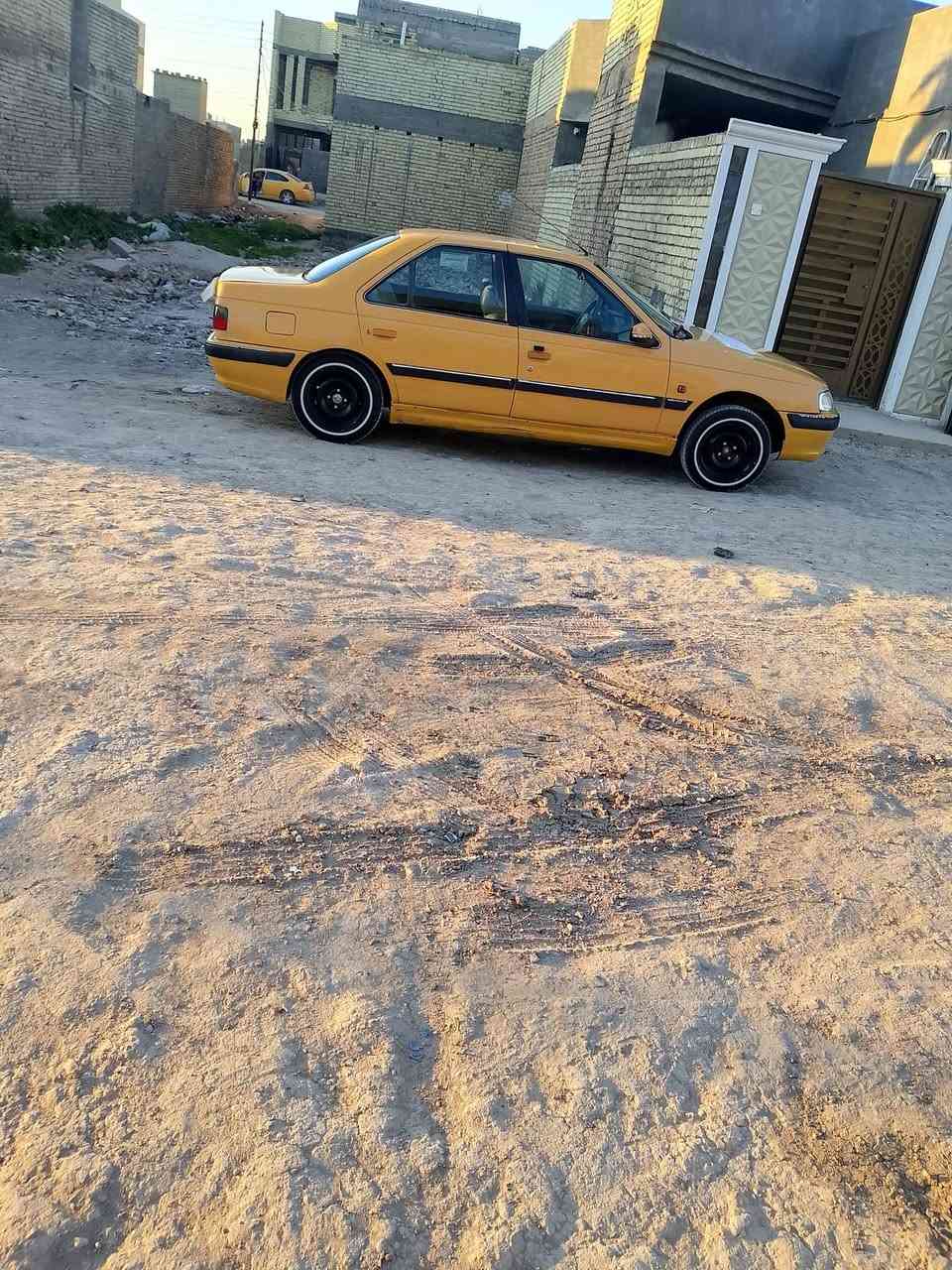 ***********
