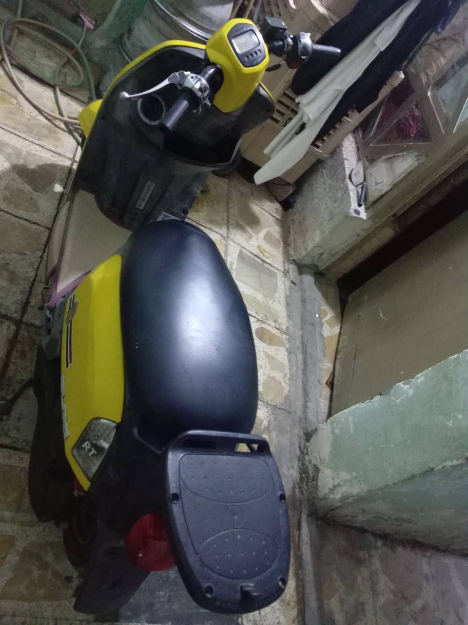 سلام عليكم دراجه بوليس نوزل نضيفه شوفت عينك كهربائياته كله شغاله بلاديه السعر 650 وبيه مجال بكاني البياع رقمي ***********
