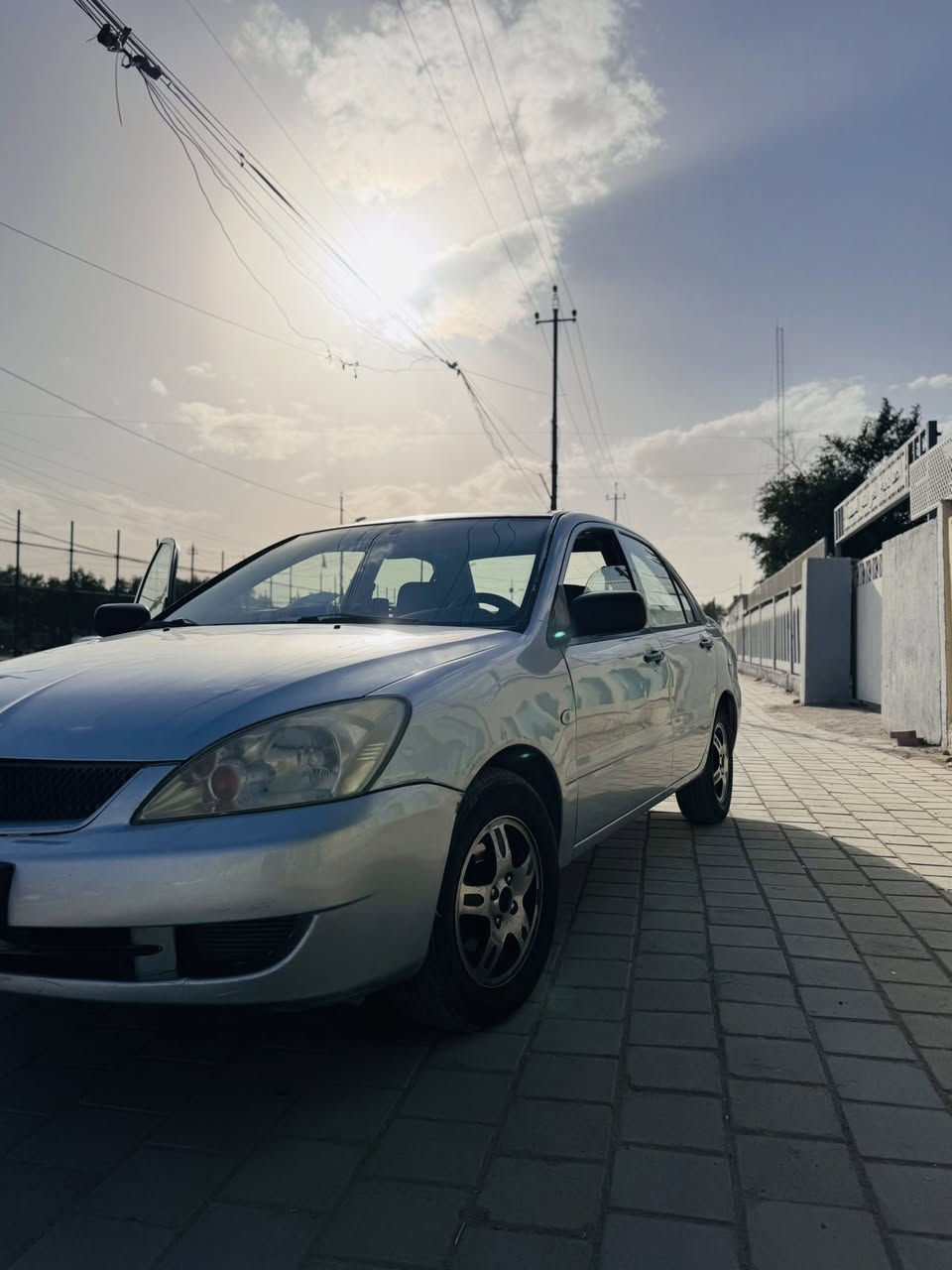 لانسر 2007 رقم بغداد جديد ب أسمي للبيع جاهزة بدون نقص تبريد شغال محرك 1600
مصبوغة عام 
سعر السيارة 70 ورقة و بيها مجال مكاني بغداد الامين الثانية 
رقمي
***********
