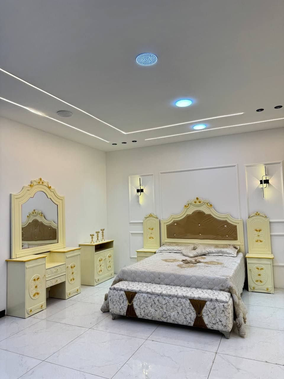 نجارة عراقية بتصميم تركي حديث، وتُصنف ضمن الدرجة الاقتصادية التي تجمع بين المظهر الفخم والسعر المناسب.


**إذا كنت صاحب هذا الإعلان وتريد حذفه لأي سبب، رجاءا أرسل رسالة إلى الدعم الفني**