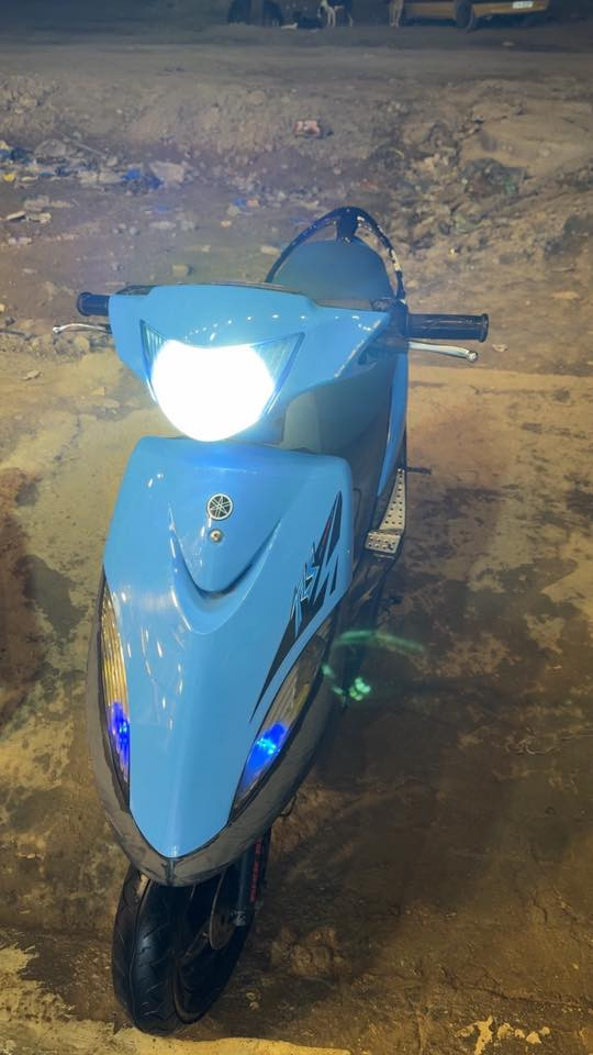 السلام عليكم ماكس عدله مامفتوحه دراجه شغاله من الطول للطول كهربائيات كامله مابيها اي نقص ماخذها من الزيتون بمليون و300 وموجود الوصل 
رايدها ب700 الف دراجه نضيفه ومامفتوحه 

***********
