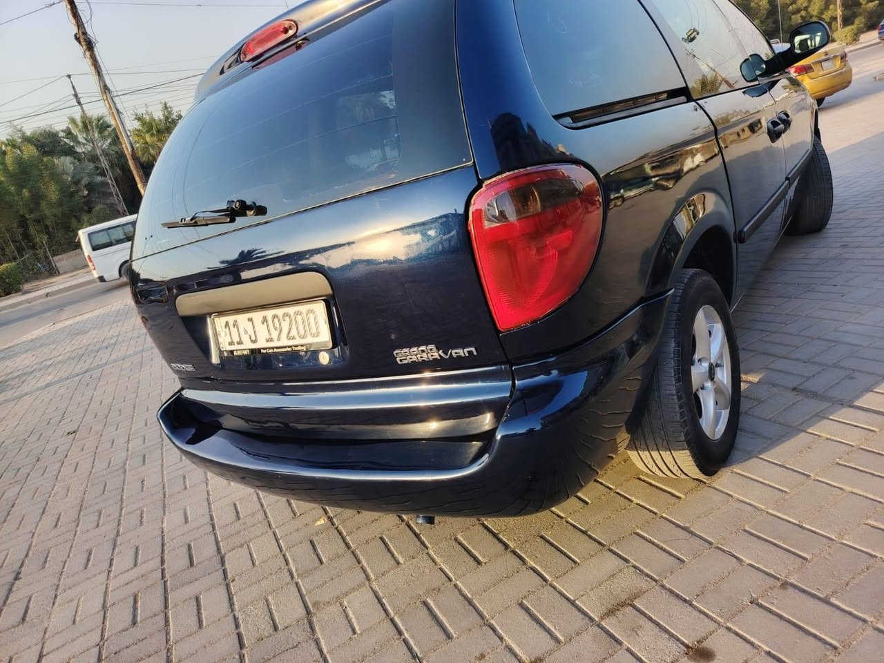 سلام عليكم
دوج كرفان بترا2005
محرك 3300مال حاويه
كيراوتو حاويه
منظومة تبريد جديده
صدر خلفي امامي نظيف 
تخم تاير نظيف
داخل نظيف 
كشتات دوشمه جديده
صبغ عام لجماليه
سياره جاهزه ترايك بصره 
رقم بغداد الدولي باسمي 
هزه جديده
تحويل ثاني يوم 
مكان لسياره دوره 
السعر 73وبيها مجال بسيط
***********
***********
